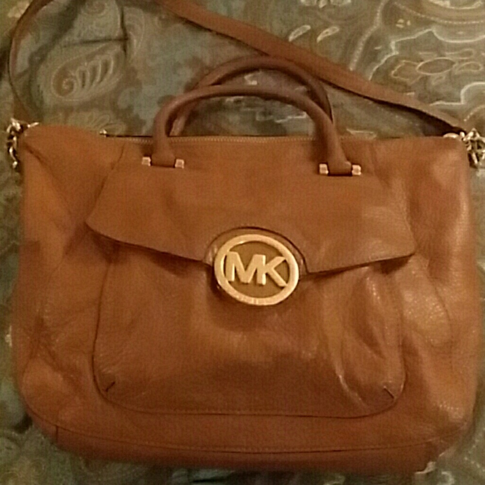 Micheal Kors purse
